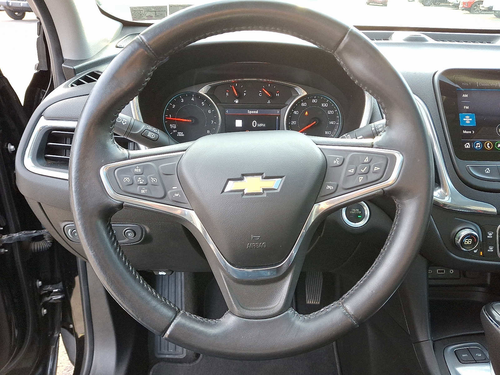 Used 2020 Chevrolet Equinox LT w/ Midnight Edition image 21