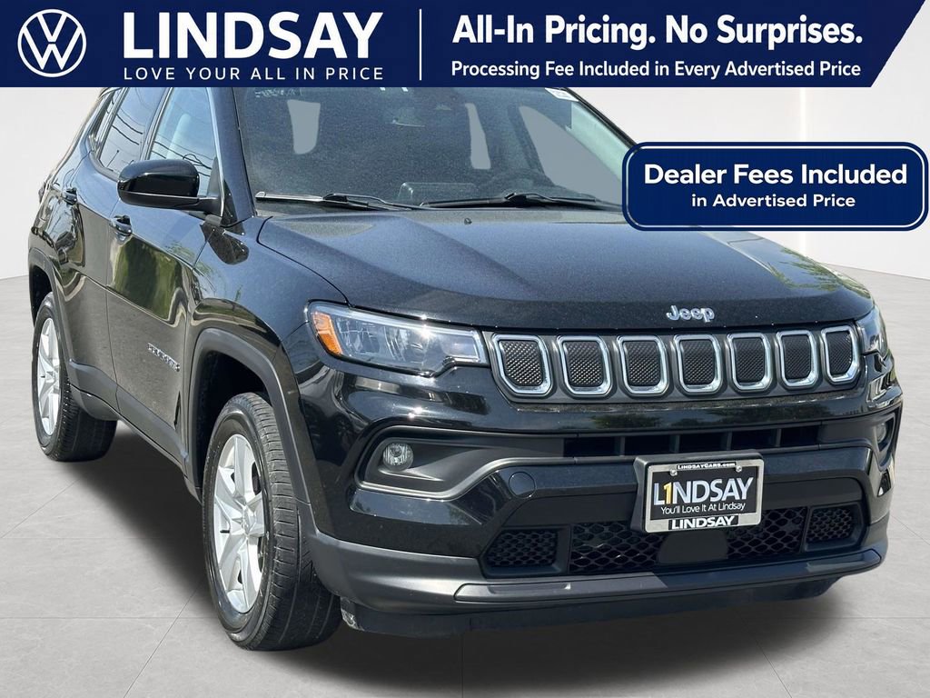 Used 2022 Jeep Compass Latitude w/ Convenience Group AWD/4WD image 1