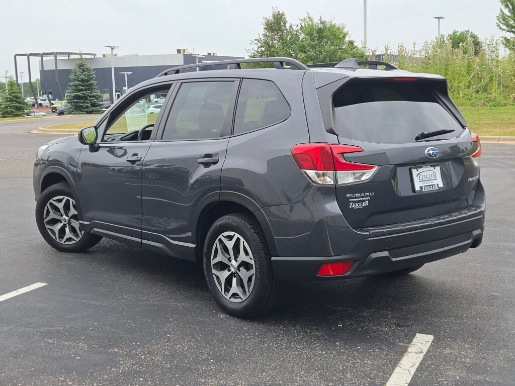 Certified 2023 Subaru Forester Premium AWD/4WD image 15