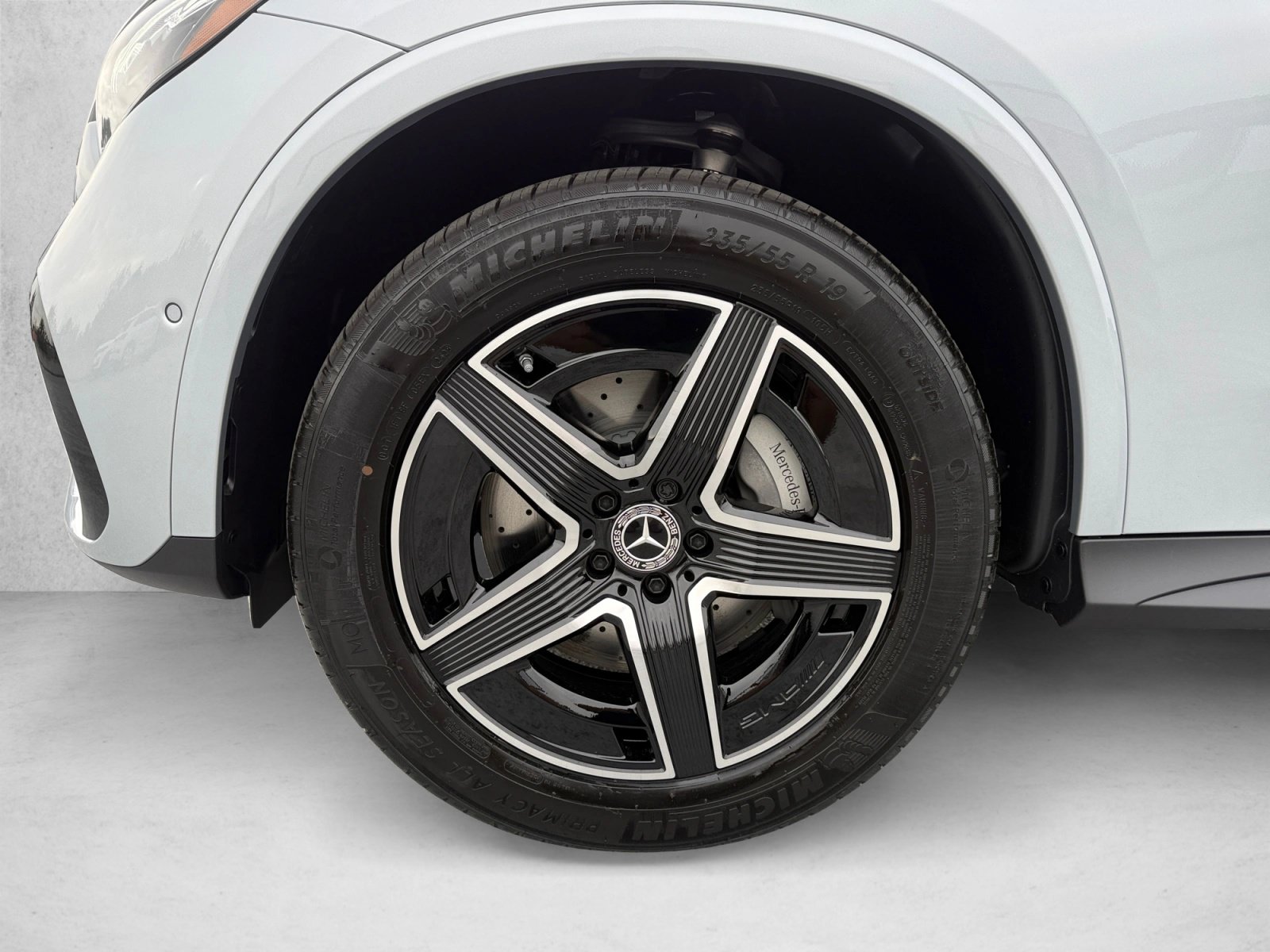 New 2027 Mercedes-Benz GLC 300 4MATIC image 9