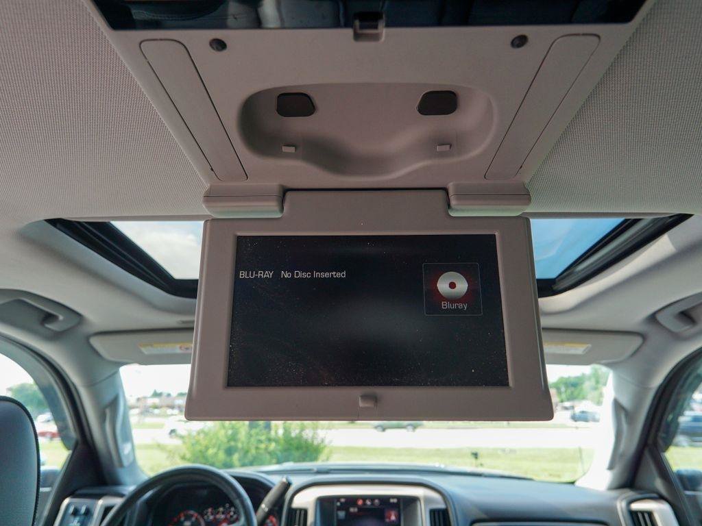 Used 2015 GMC Sierra 3500 Denali AWD/4WD image 16