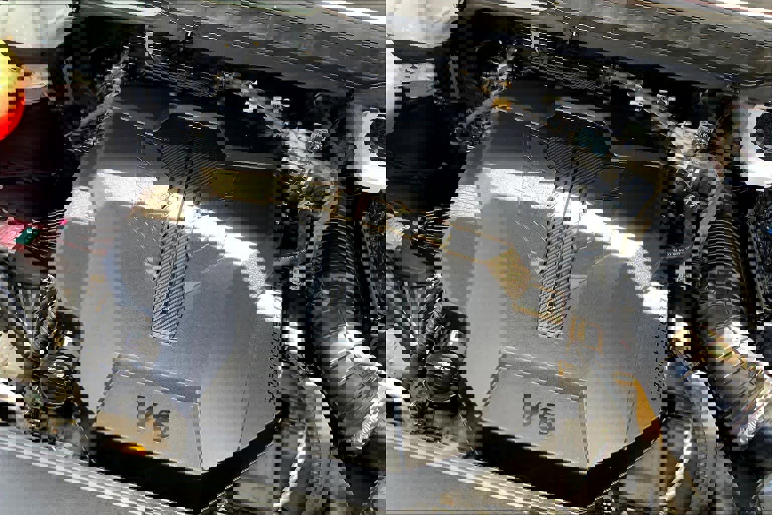 Used 2022 Kia Carnival EX image 29