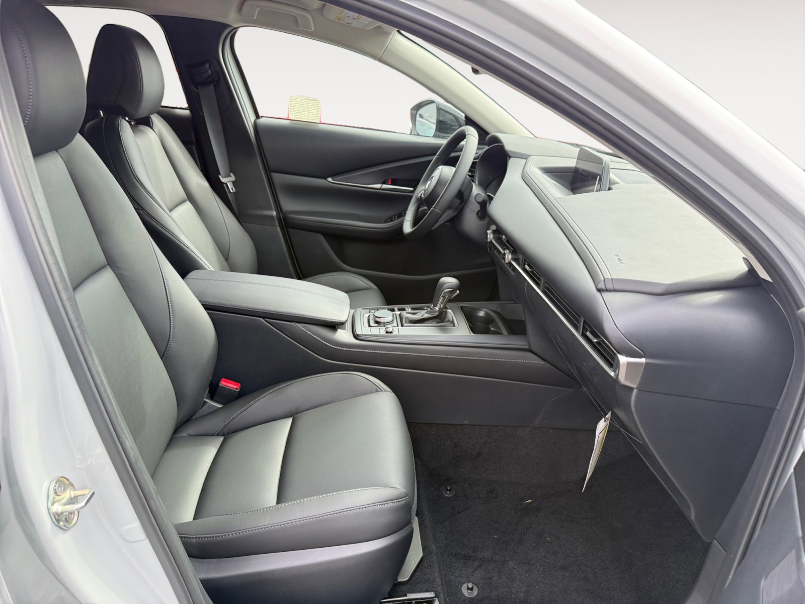 New 2026 MAZDA CX-30 AWD 2.5 S w/ Select Sport Pkg image 19