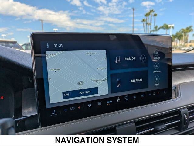 New 2025 Lincoln Corsair Premiere w/ Equipment Group 101A image 9