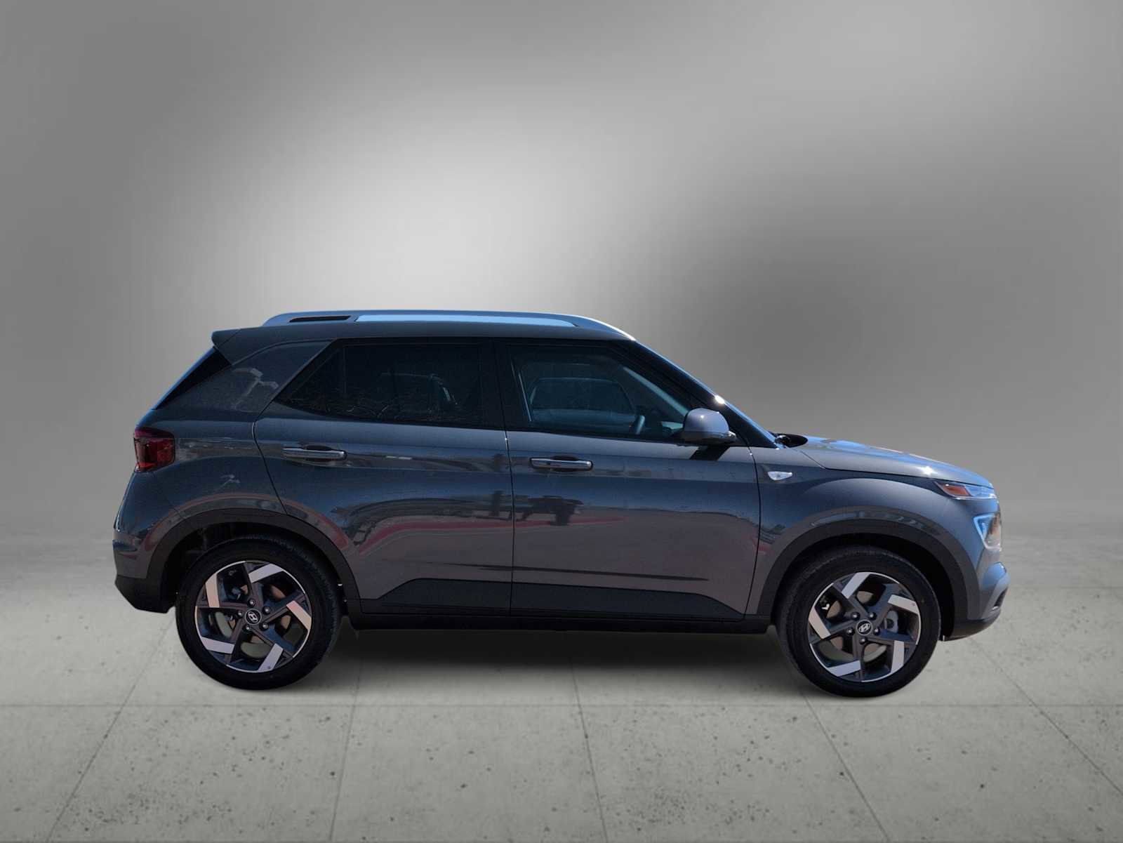 Certified 2026 Hyundai Venue SEL image 9