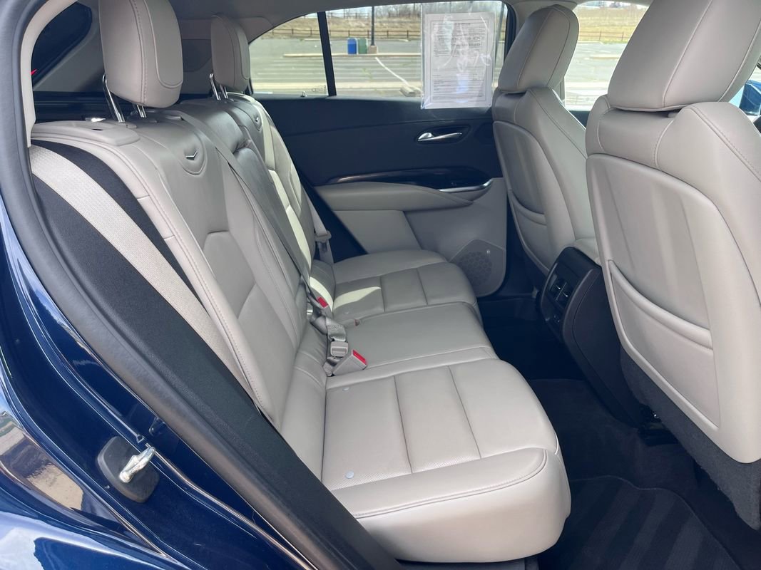 Used 2019 Cadillac XT4 Premium Luxury image 27