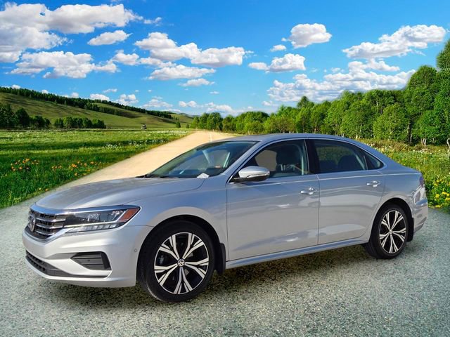 Used 2020 Volkswagen Passat 2.0T SEL FWD image 2