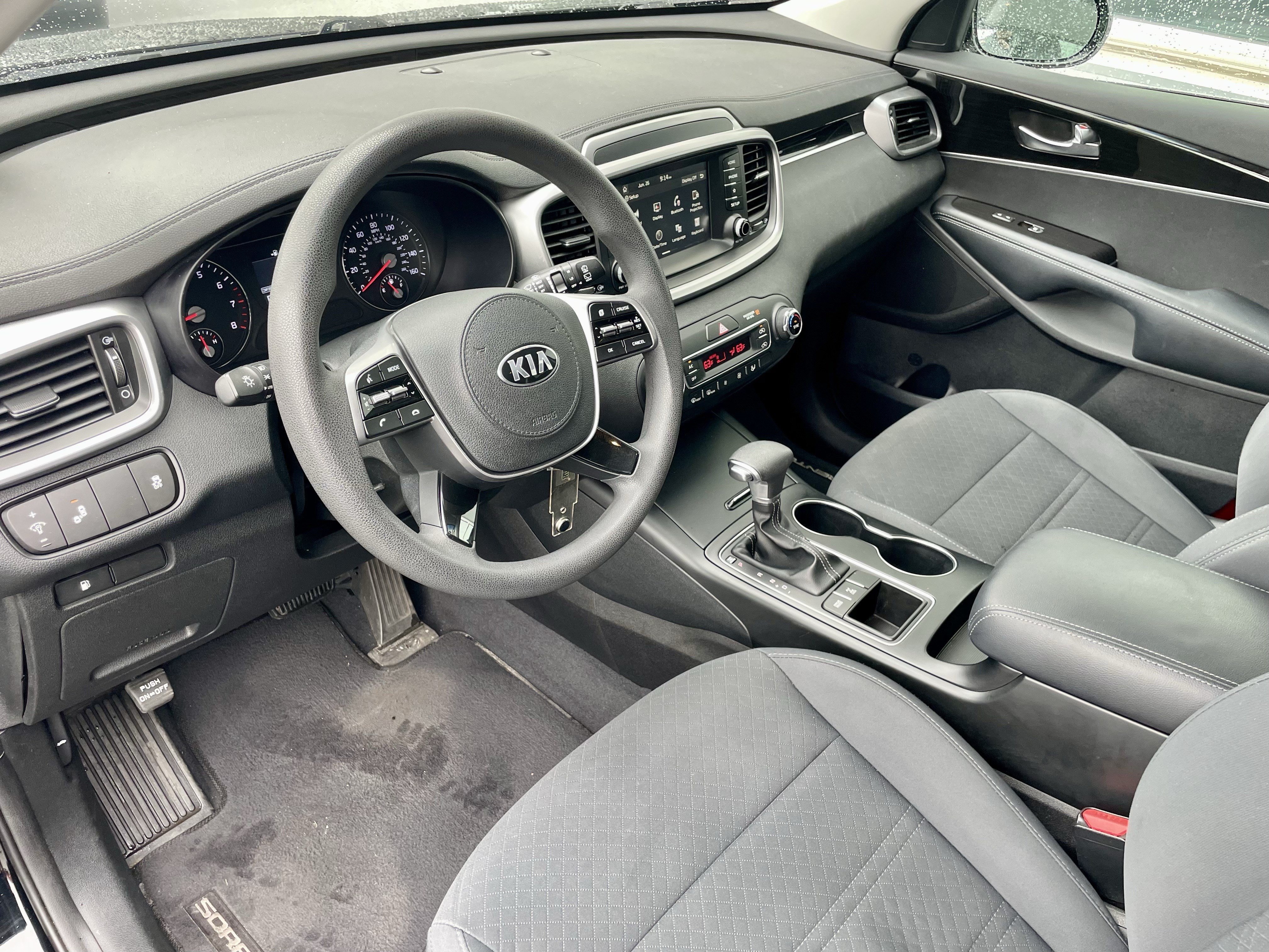 Used 2019 Kia Sorento AWD V6 image 13