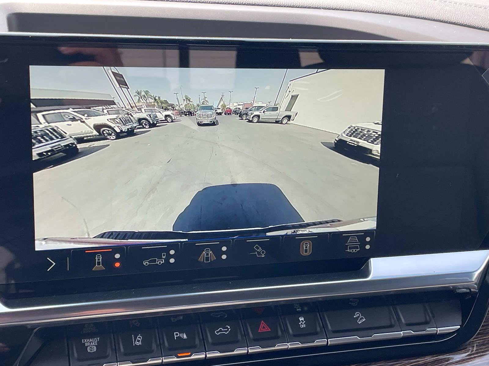 New 2025 GMC Sierra 2500 SLE w/ SLE Value Package; image 14