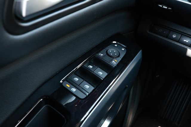 Used 2022 Nissan Pathfinder SL w/ SL Premium Package FWD image 22
