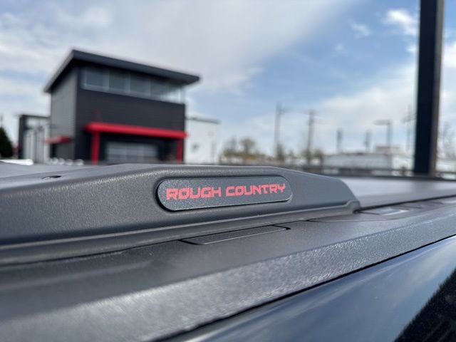 Used 2024 GMC Sierra 1500 AT4 w/ Technology Package image 13