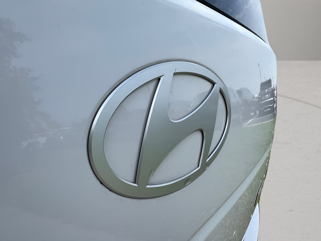 Used 2026 Hyundai Santa Fe SE AWD/4WD image 34