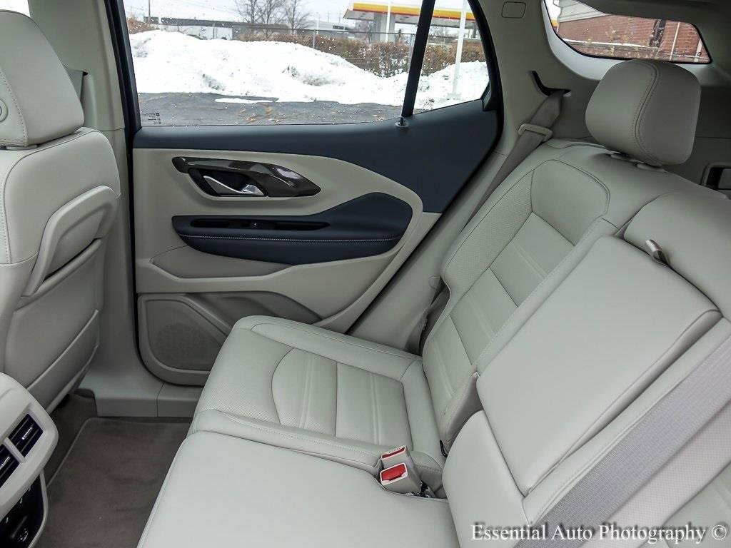 Used 2024 GMC Terrain Denali w/ Denali Premium Package image 13