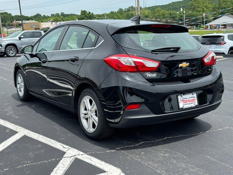 Used 2017 Chevrolet Cruze LT w/ Convenience Package FWD image 7
