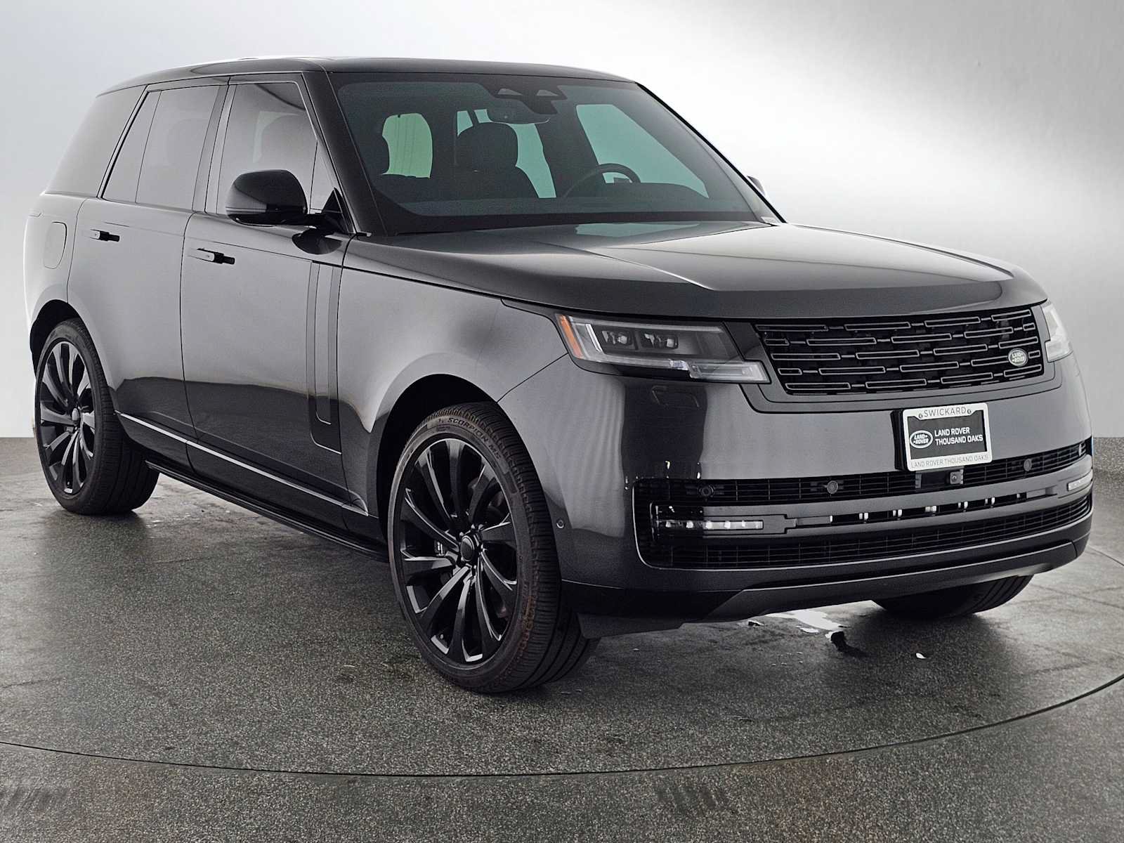 Used 2025 Land Rover Range Rover SE AWD/4WD image 7