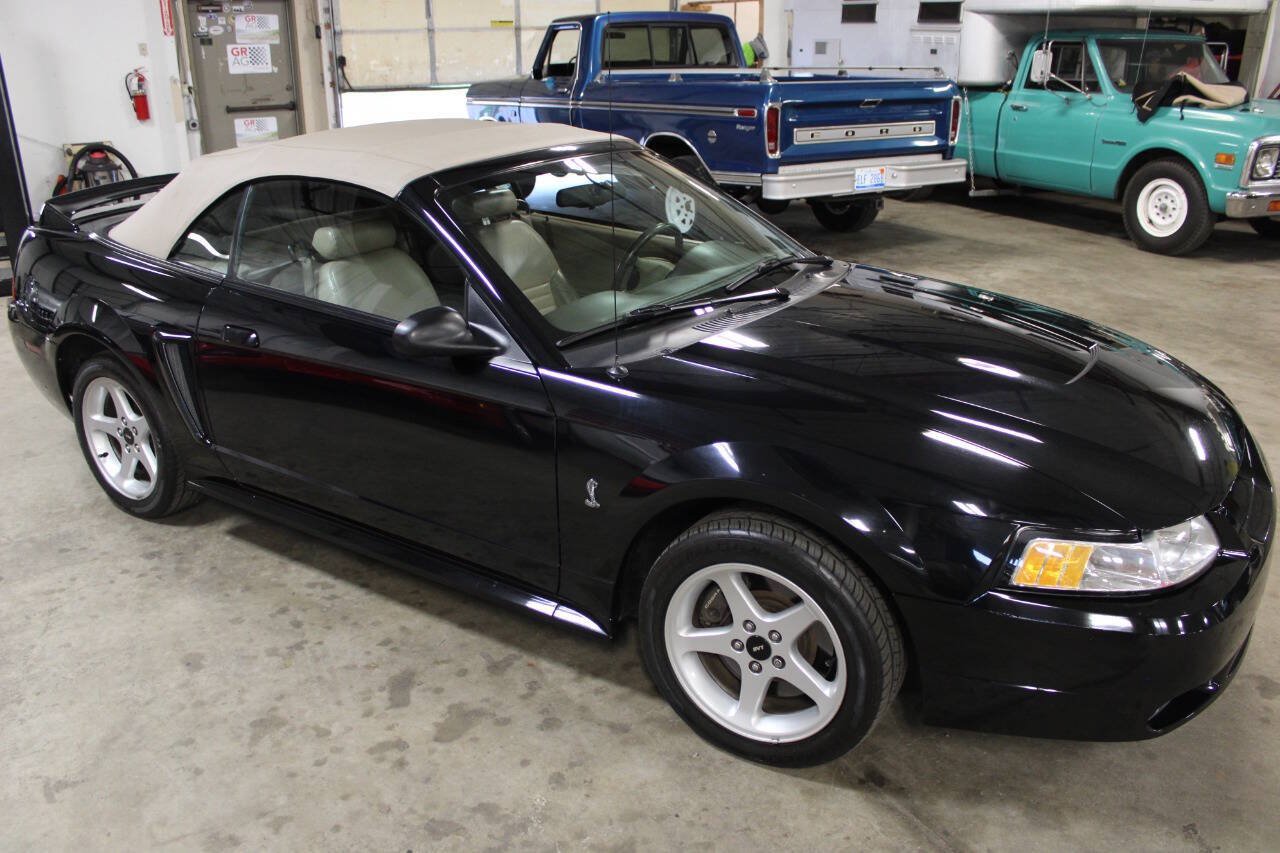 Used 1999 Ford Mustang Cobra RWD image 17