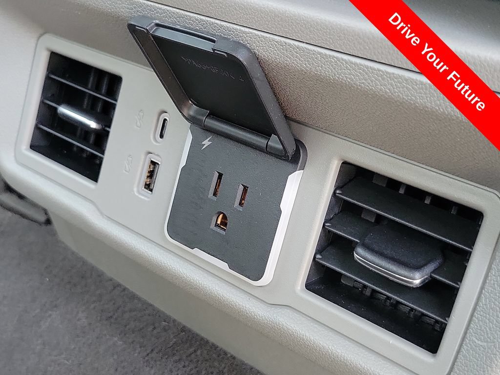 Used 2026 Chevrolet Silverado 1500 RST RWD image 21