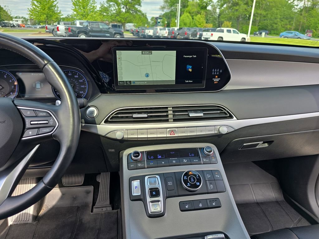 Used 2022 Hyundai Palisade SEL w/ 8P Bench Seat Package AWD/4WD image 23