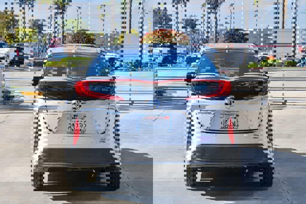 Used 2019 Toyota Prius Prime Advanced image 8