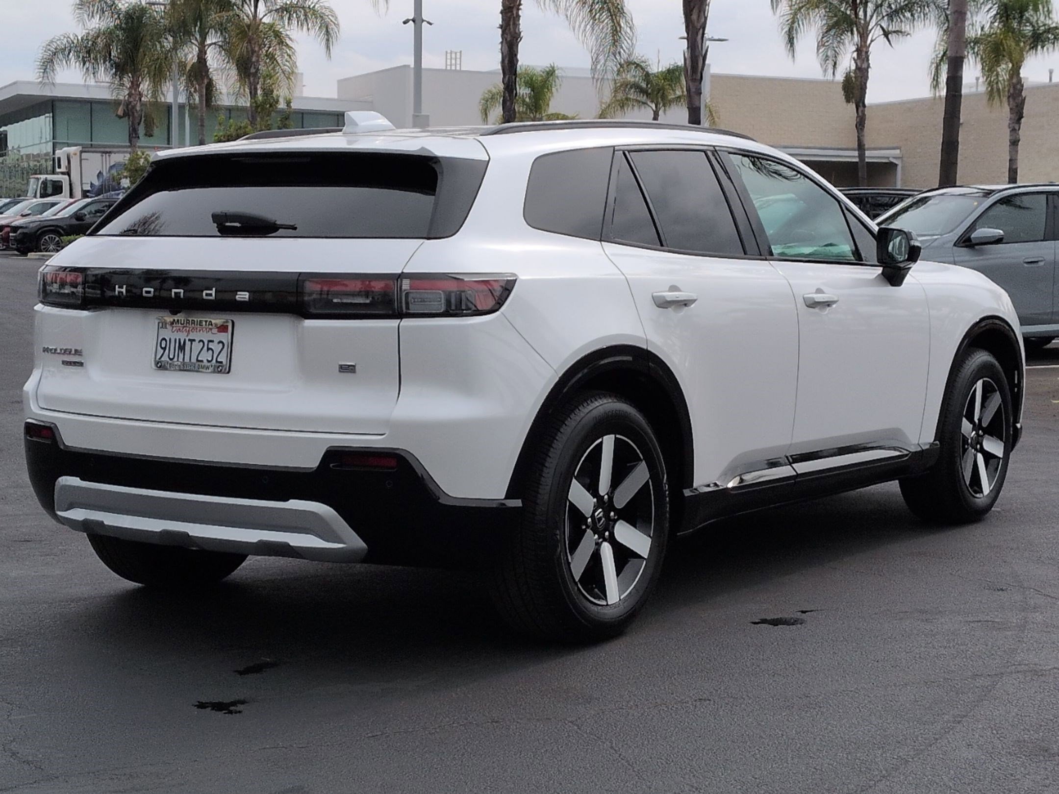 Used 2025 Honda Prologue Touring image 10