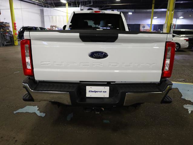 Certified 2024 Ford F350 XLT w/ FX4 Off-Road Package image 4