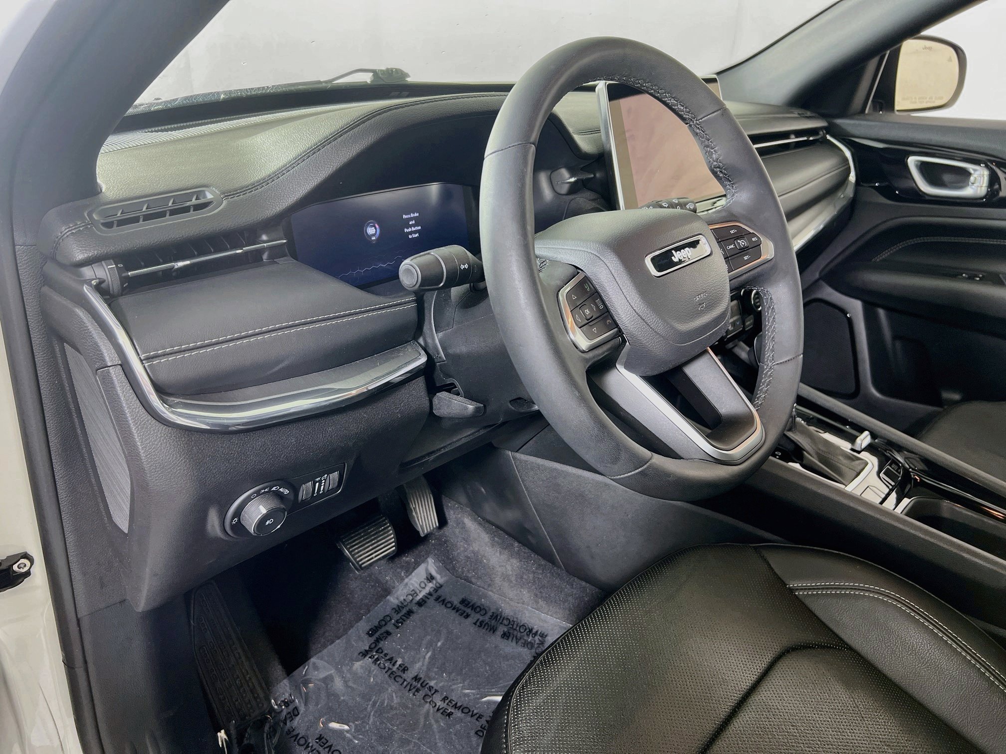 Used 2023 Jeep Compass High Altitude AWD/4WD image 9