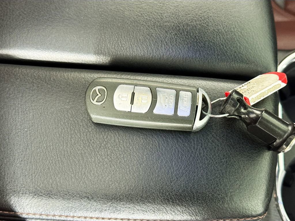 Used 2018 MAZDA CX-9 Signature image 43