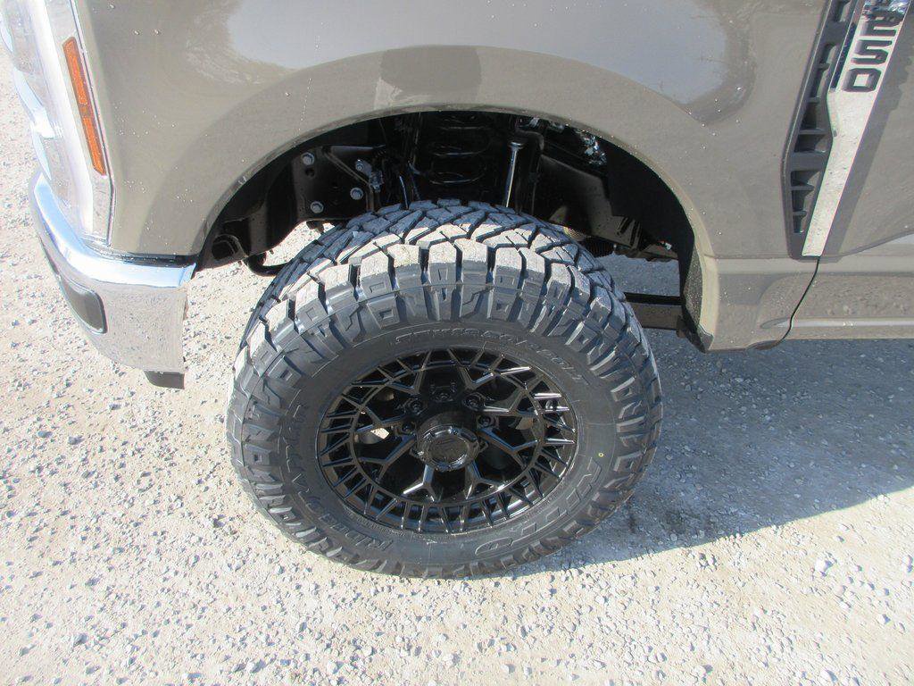 New 2026 Ford F250 XLT w/ XLT Premium Package image 12