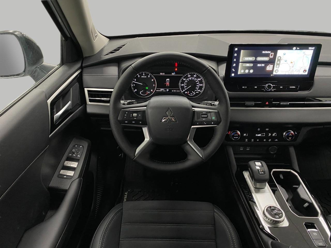 New 2026 Mitsubishi Outlander AWD image 13