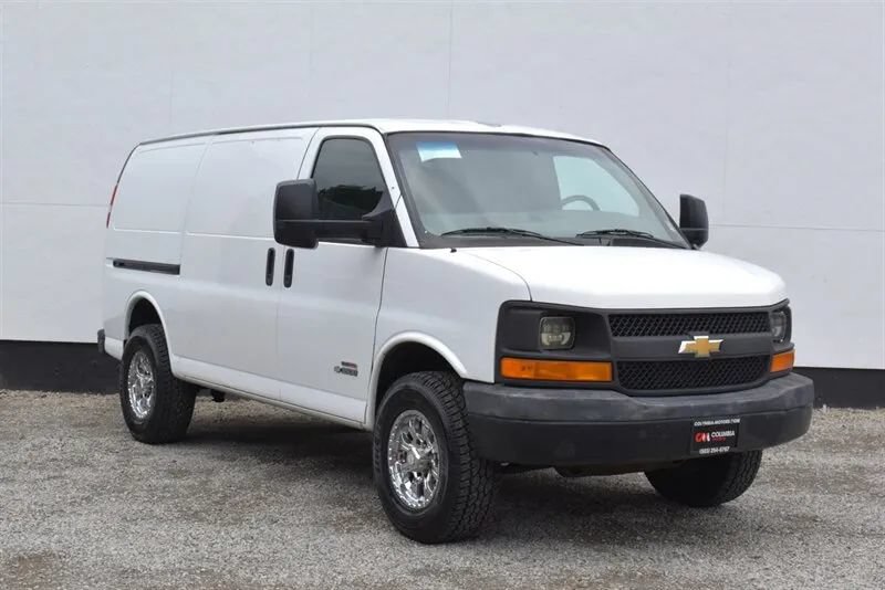 Used 2006 Chevrolet Express 3500 RWD image 1