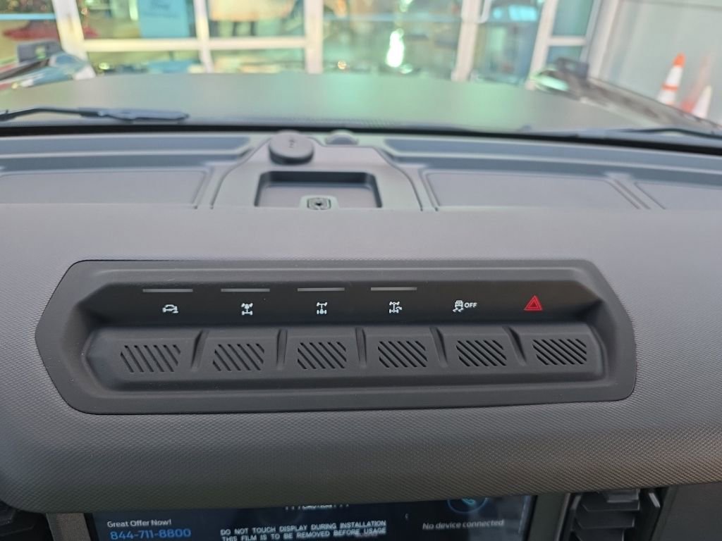 New 2025 Ford Bronco Badlands image 18