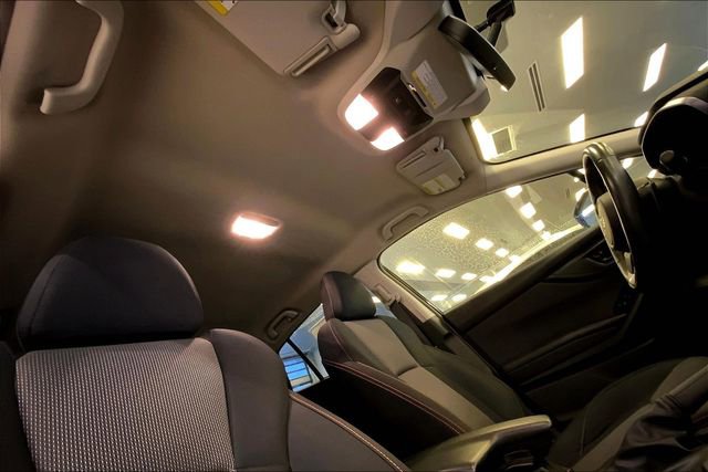 Used 2022 Subaru Crosstrek 2.0i Premium image 13