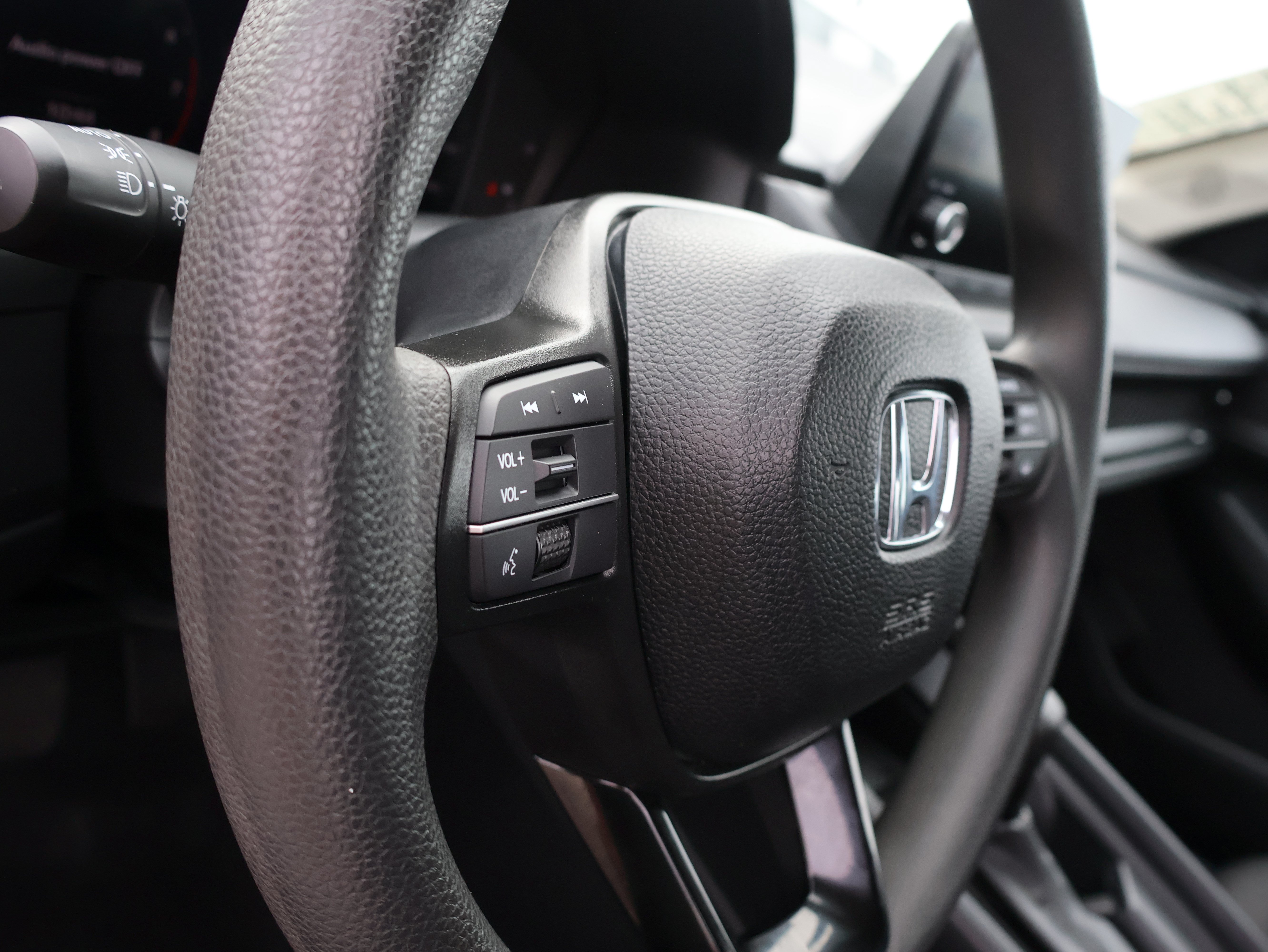 Used 2025 Honda Accord SE image 25