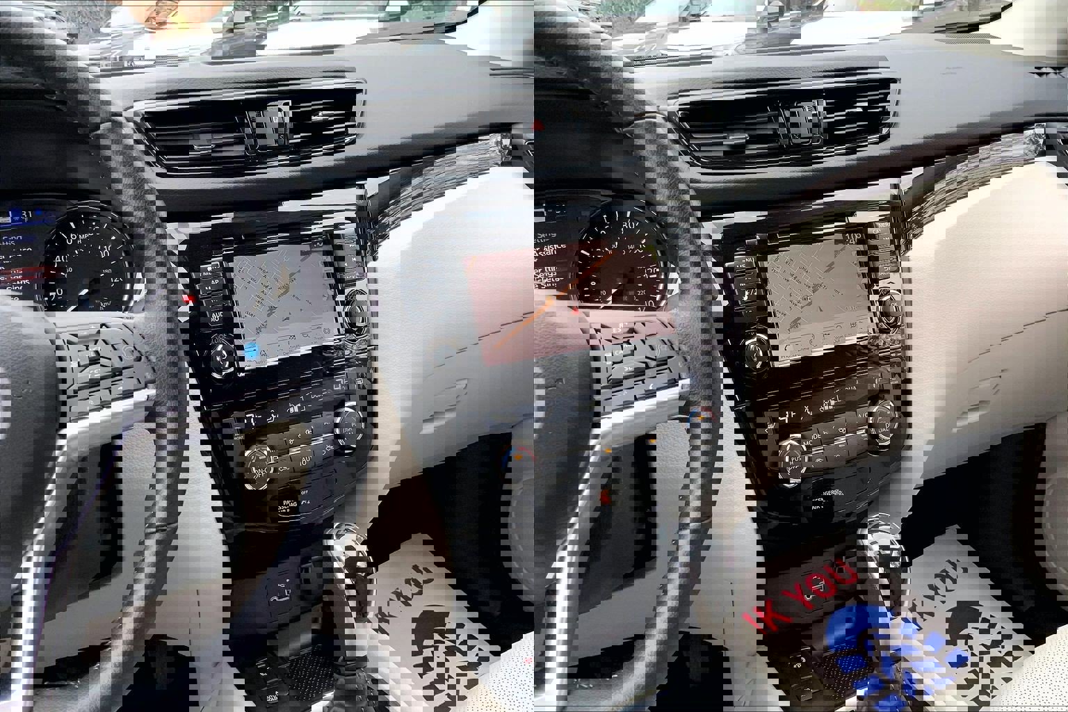 Used 2022 Nissan Rogue Sport SL image 8