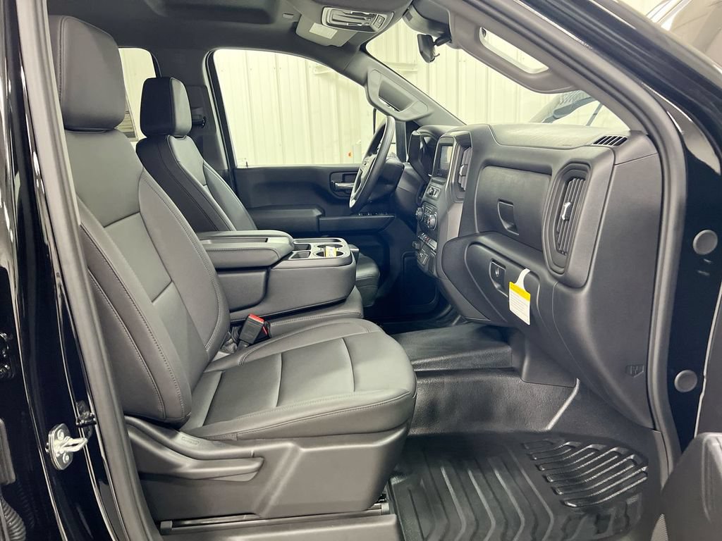 New 2026 Chevrolet Silverado 3500 W/T AWD/4WD image 15