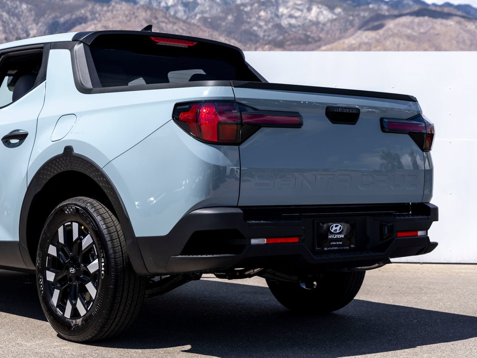 New 2027 Hyundai Santa Cruz SE FWD image 5