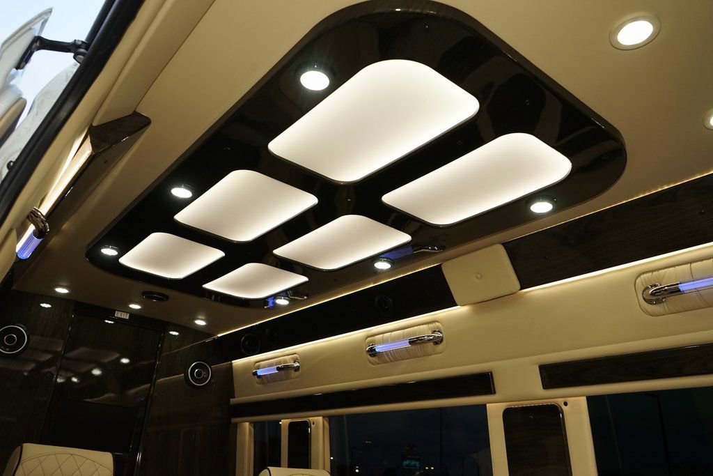 Used 2022 Mercedes-Benz Sprinter 3500 image 25