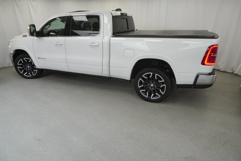 Used 2025 RAM 1500 Limited AWD/4WD image 26