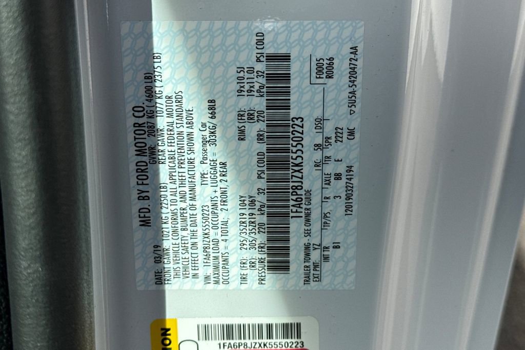 Used 2019 Ford Mustang Shelby GT350 w/ Technology Package image 34