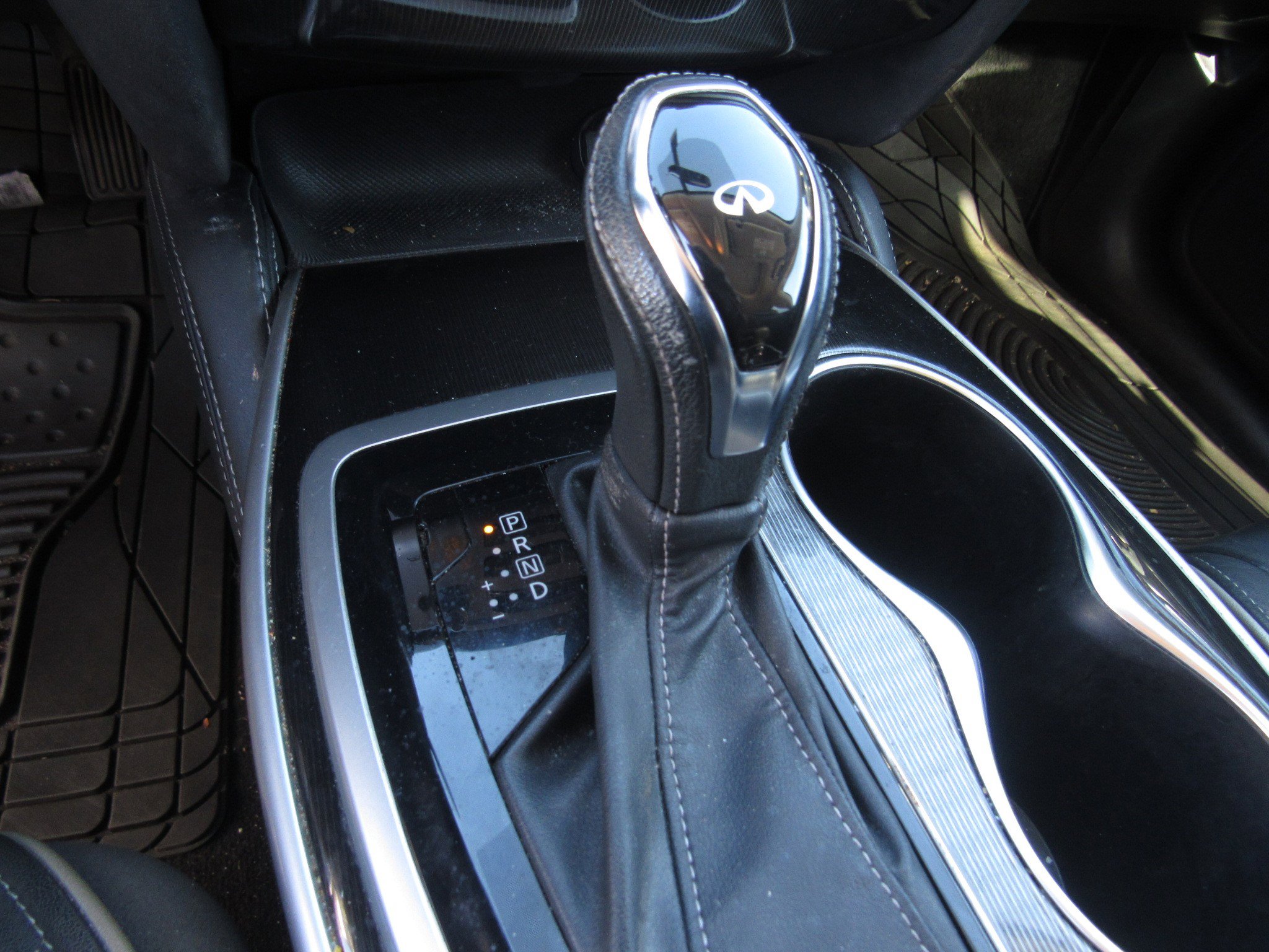 Used 2018 INFINITI QX60 Luxe image 22