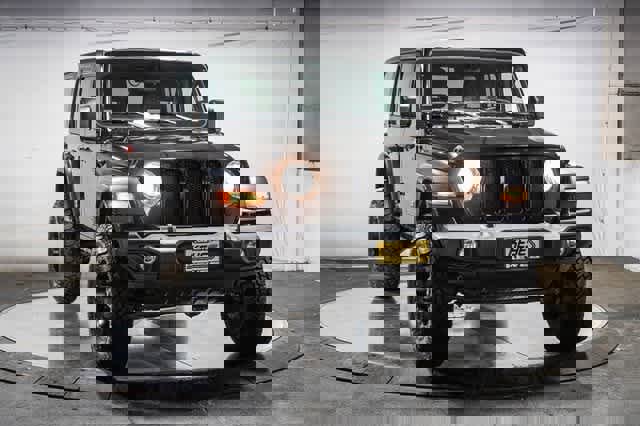 Used 2019 Jeep Wrangler Unlimited Sport image 3