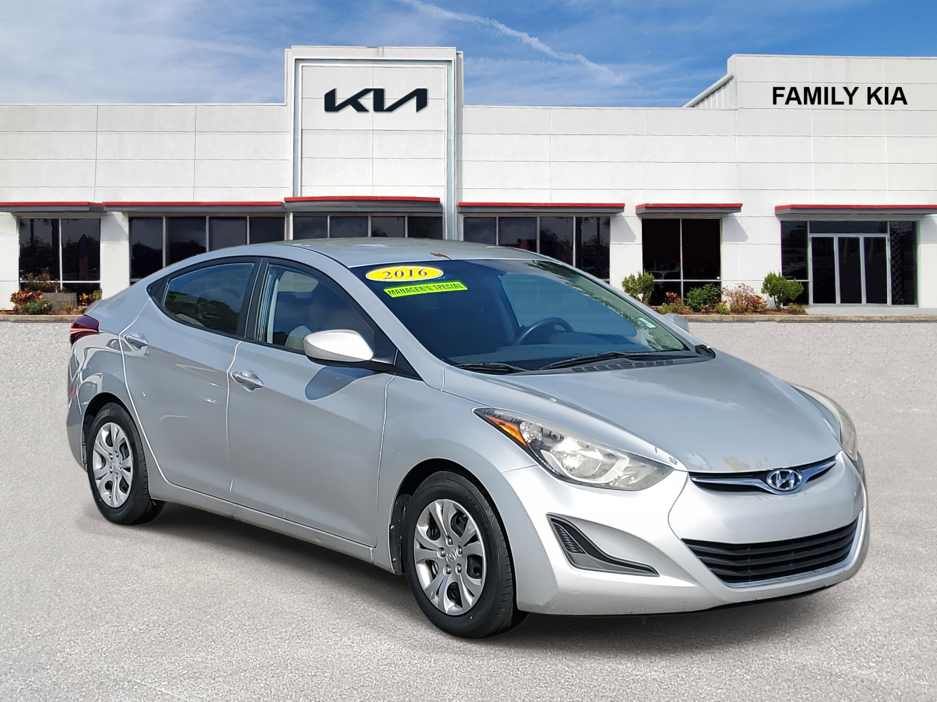 Used 2016 Hyundai Elantra SE