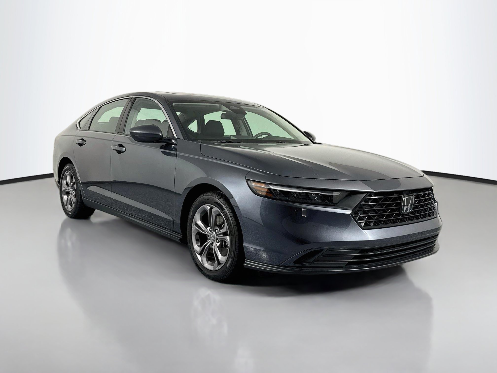 Certified 2024 Honda Accord EX image 3