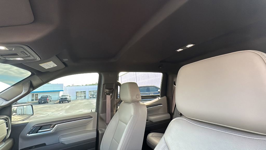 Used 2023 GMC Sierra 1500 SLT w/ SLT Premium Plus Package AWD/4WD image 14