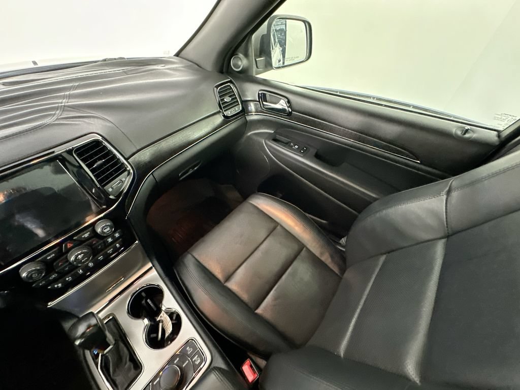 Used 2020 Jeep Grand Cherokee High Altitude AWD/4WD image 11
