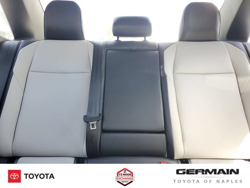 Used 2020 Volkswagen Jetta R-Line w/ R-Line Cold Weather Package FWD image 31