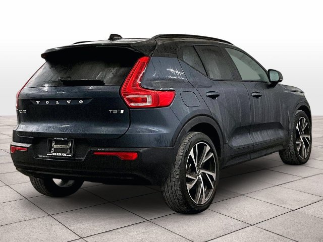 Used 2022 Volvo XC40 T5 R-Design w/ Advanced Package AWD/4WD image 12