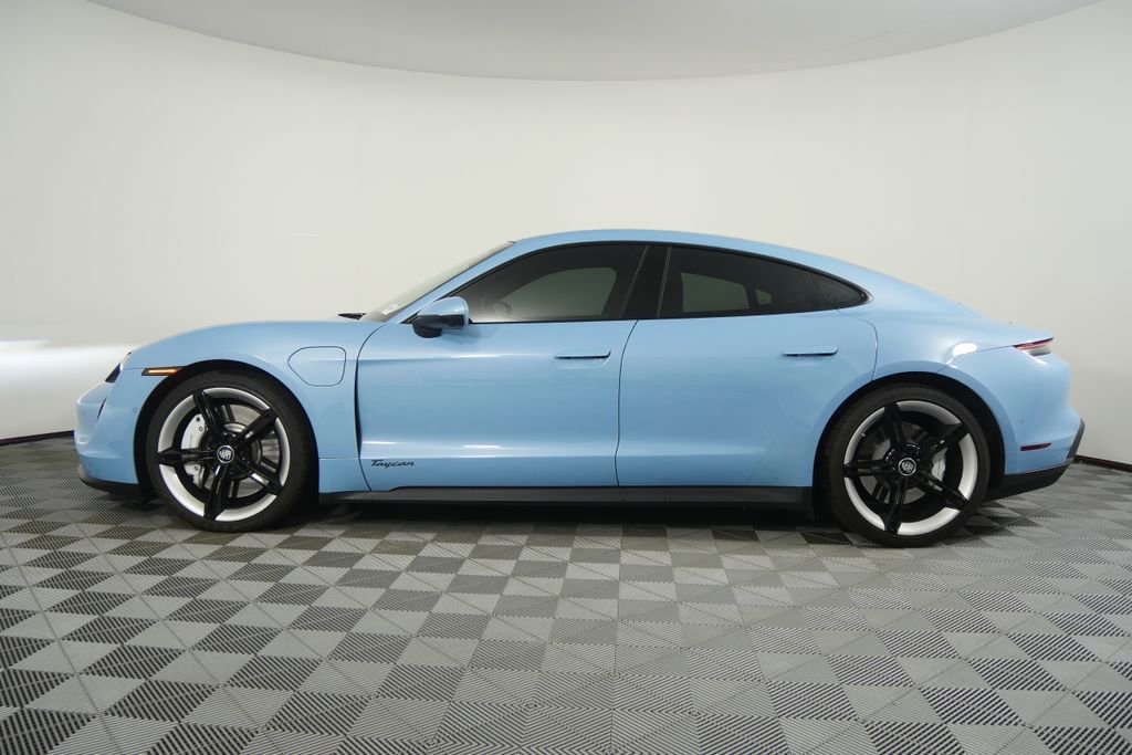 Used 2022 Porsche Taycan image 8