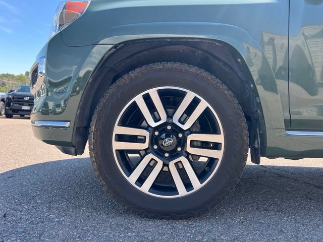 Used 2022 Toyota 4Runner Limited AWD/4WD image 13