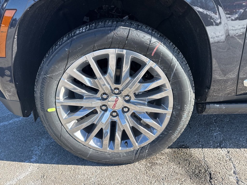 New 2026 GMC Yukon Denali w/ Sun & Power Step Package image 3